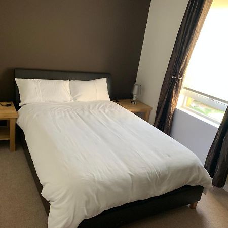 1 Bedroom Central Flat With Parking Space Edimburgo Exterior foto