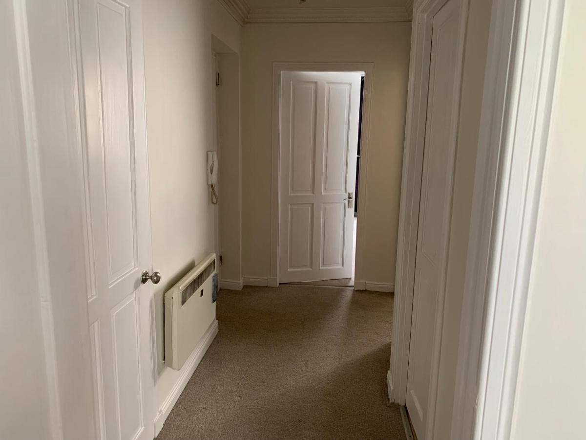 1 Bedroom Central Flat With Parking Space Edimburgo Exterior foto